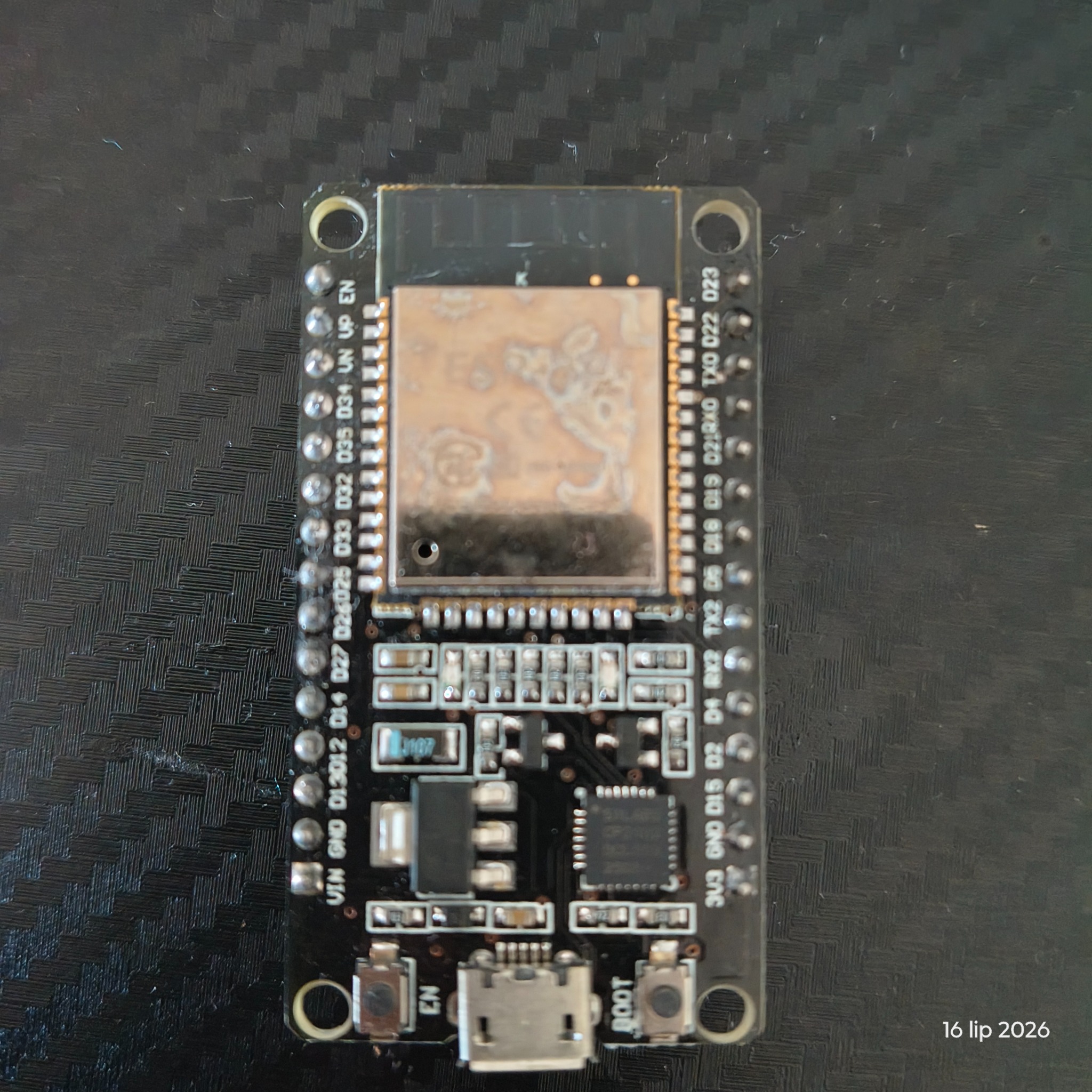 ESP32 development board used for grow tent monitoring